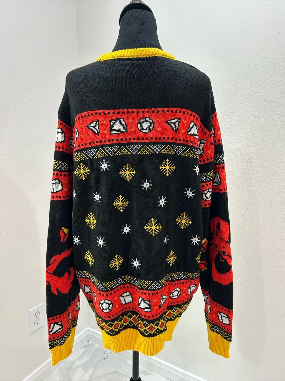 Geeknet Dungeons & Dragons Christmas Pullover Sweater, Size 2X